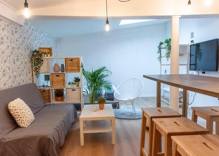 Au Calme + Parking Apartamento