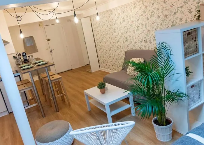 Au Calme + Parking Apartamento Caen